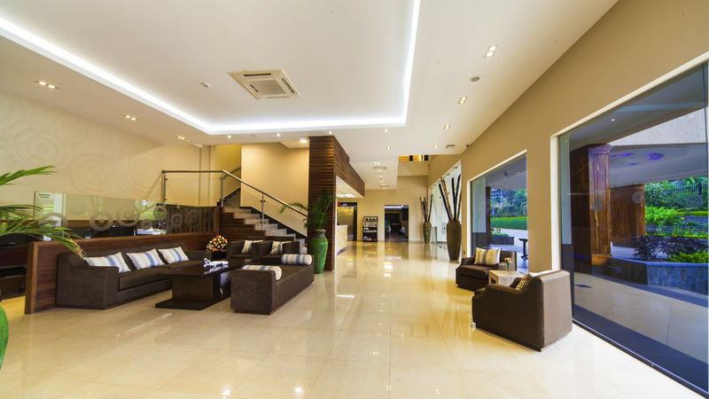 Best Western Premier Garden Hotel Entebbe Esterno foto