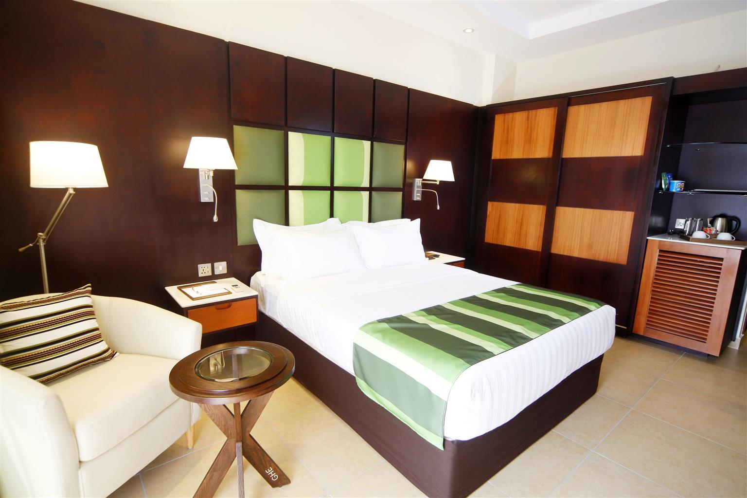 Best Western Premier Garden Hotel Entebbe Esterno foto